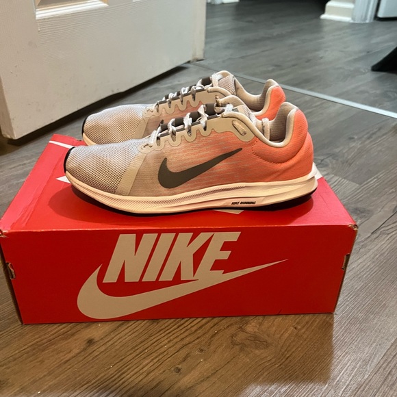 Nike Downshifter 8 - Picture 2 of 6